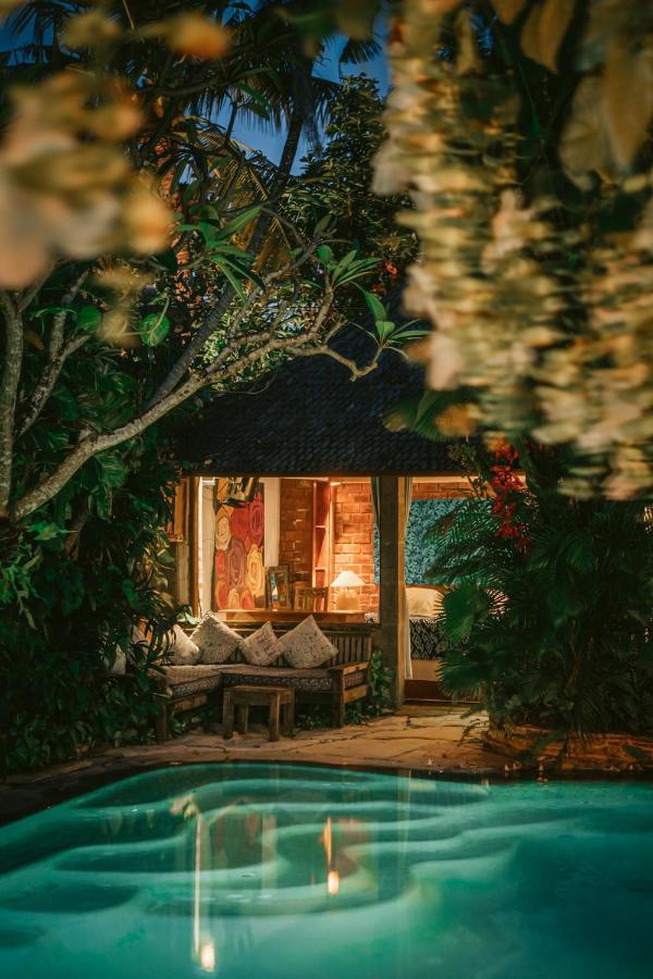 Villa Istimewa Seminyak  Exterior photo