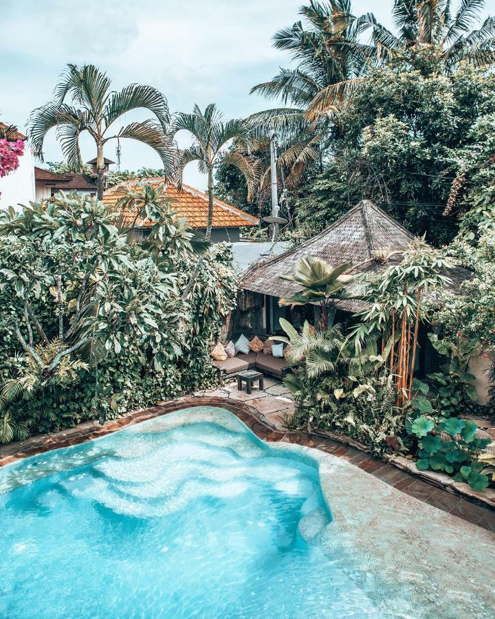 Villa Istimewa Seminyak  Exterior photo