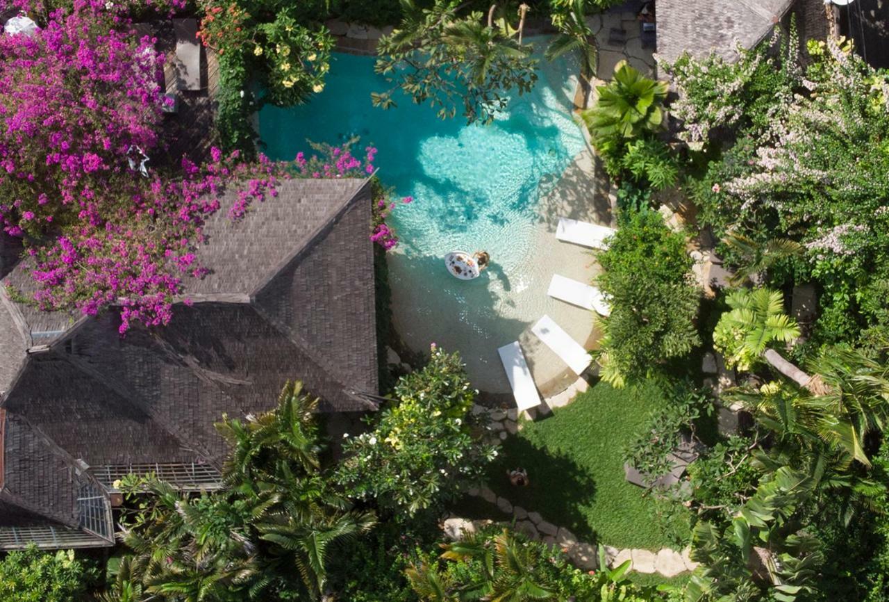 Villa Istimewa Seminyak  Exterior photo